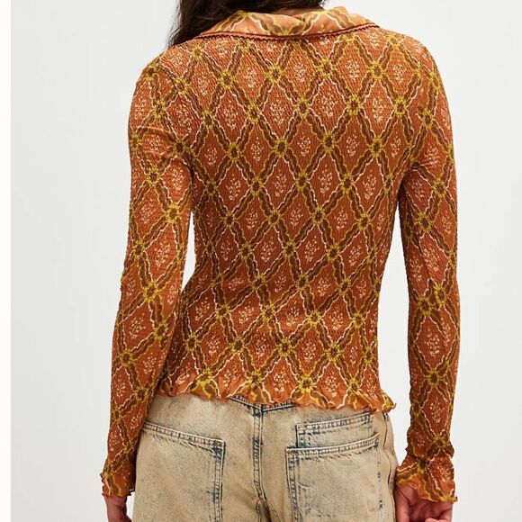 NWOT Free People Caught a Feeling Button Down Long Sleeves S Slim Fit Smocked - Picture 5 of 15